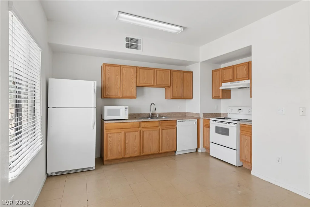 2171 Hussium Hills, Las Vegas, NV 89108
