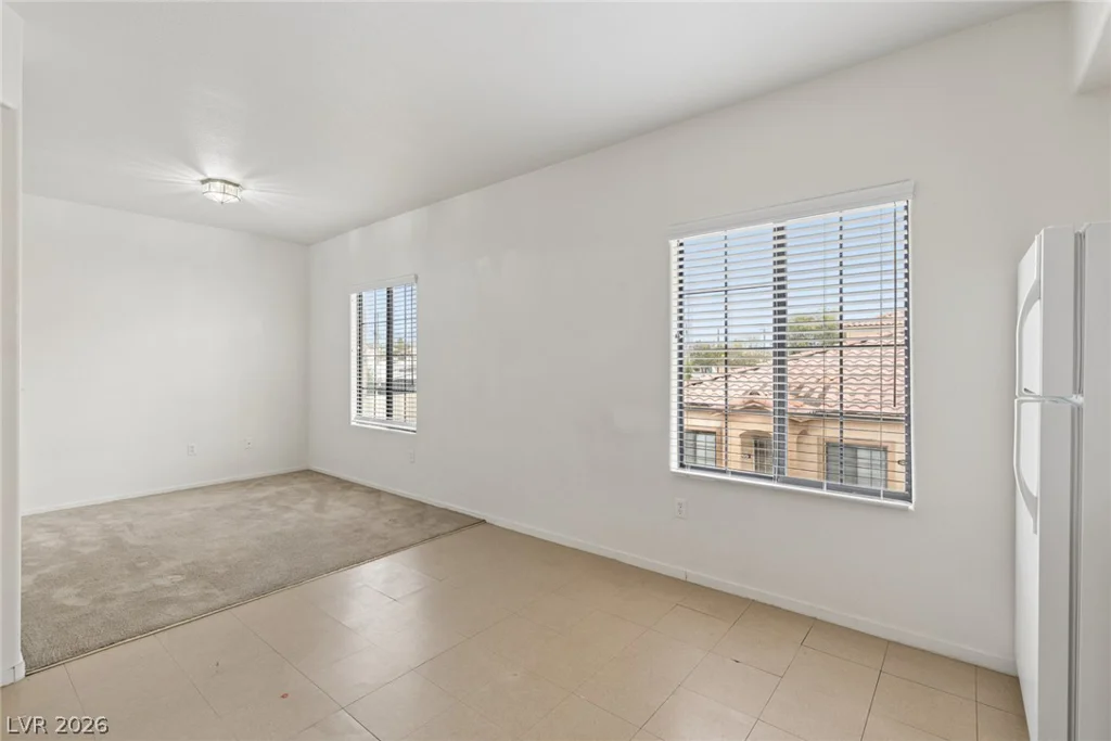 2171 Hussium Hills, Las Vegas, NV 89108