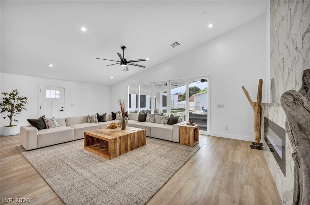 3630 Tobias, Las Vegas, NV 89120