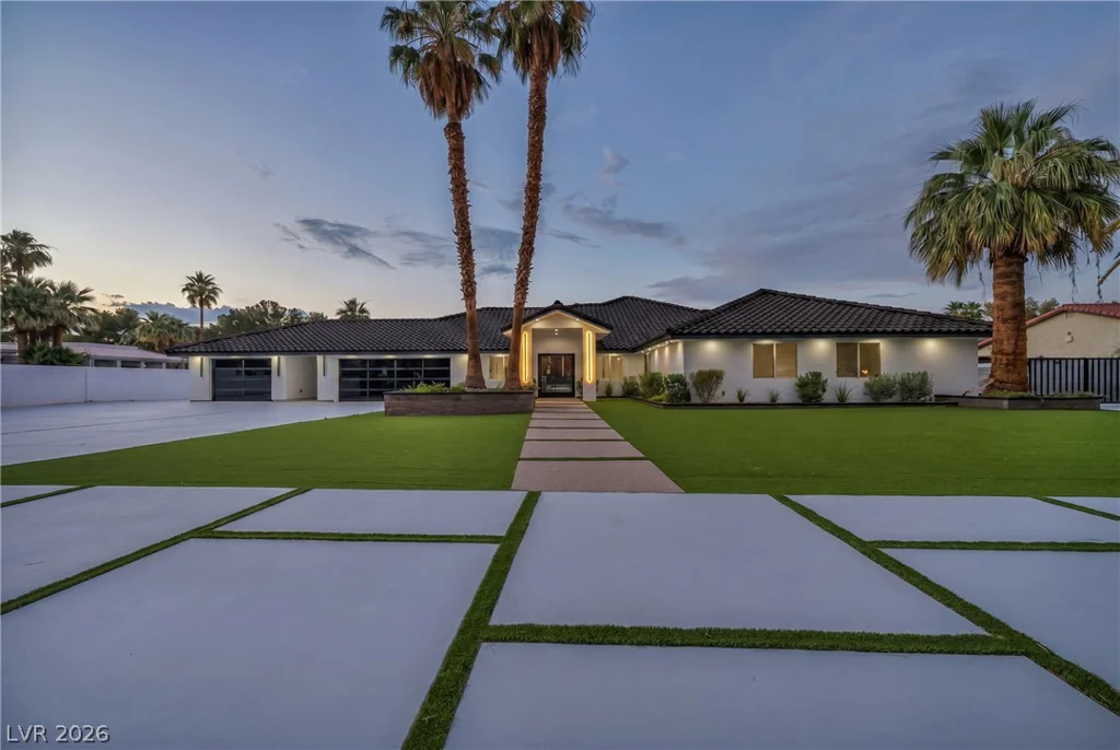 3630 Tobias, Las Vegas, NV 89120