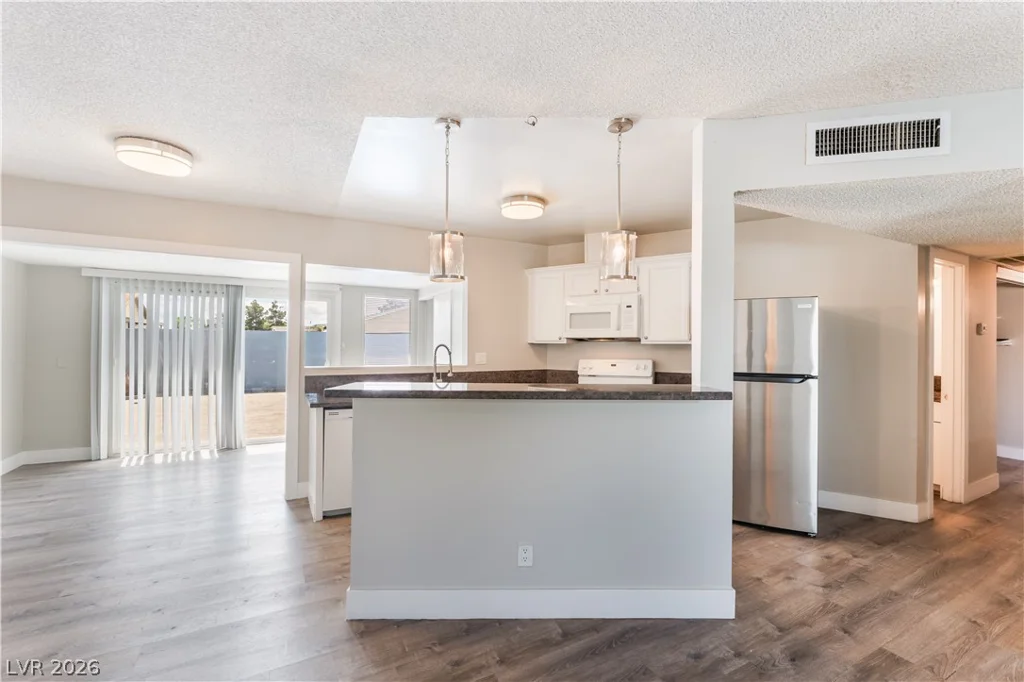 2228 Demetrius, Las Vegas, NV 89101