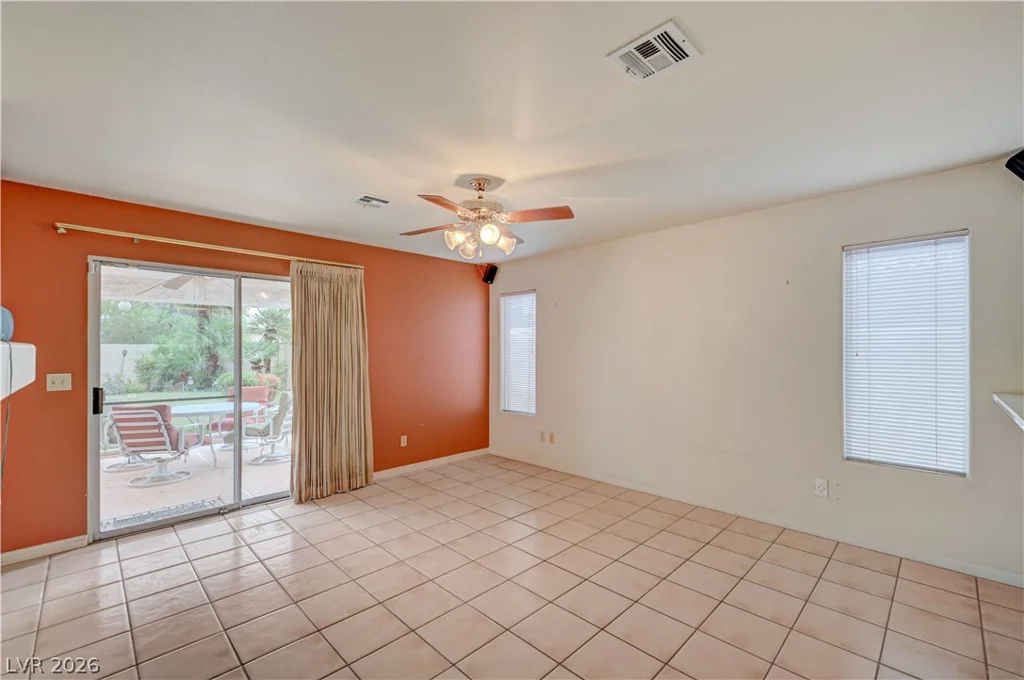809 Upland, Las Vegas, NV 89107