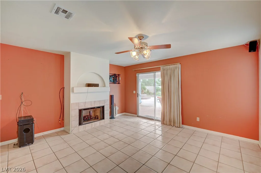809 Upland, Las Vegas, NV 89107
