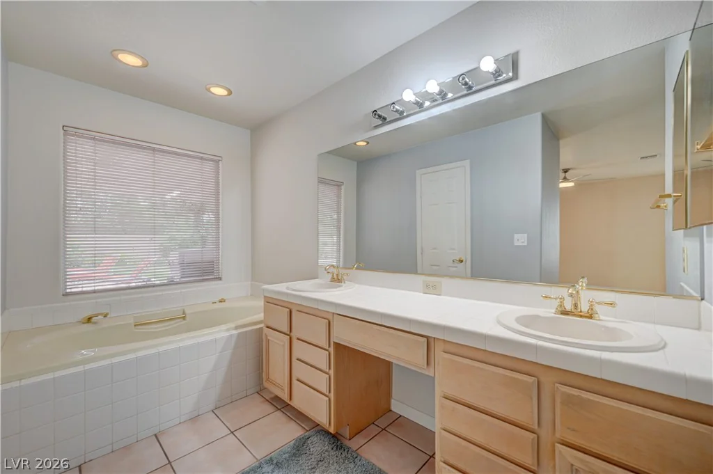 809 Upland, Las Vegas, NV 89107