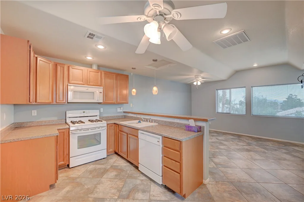 809 Upland, Las Vegas, NV 89107