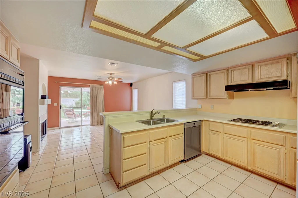 809 Upland, Las Vegas, NV 89107