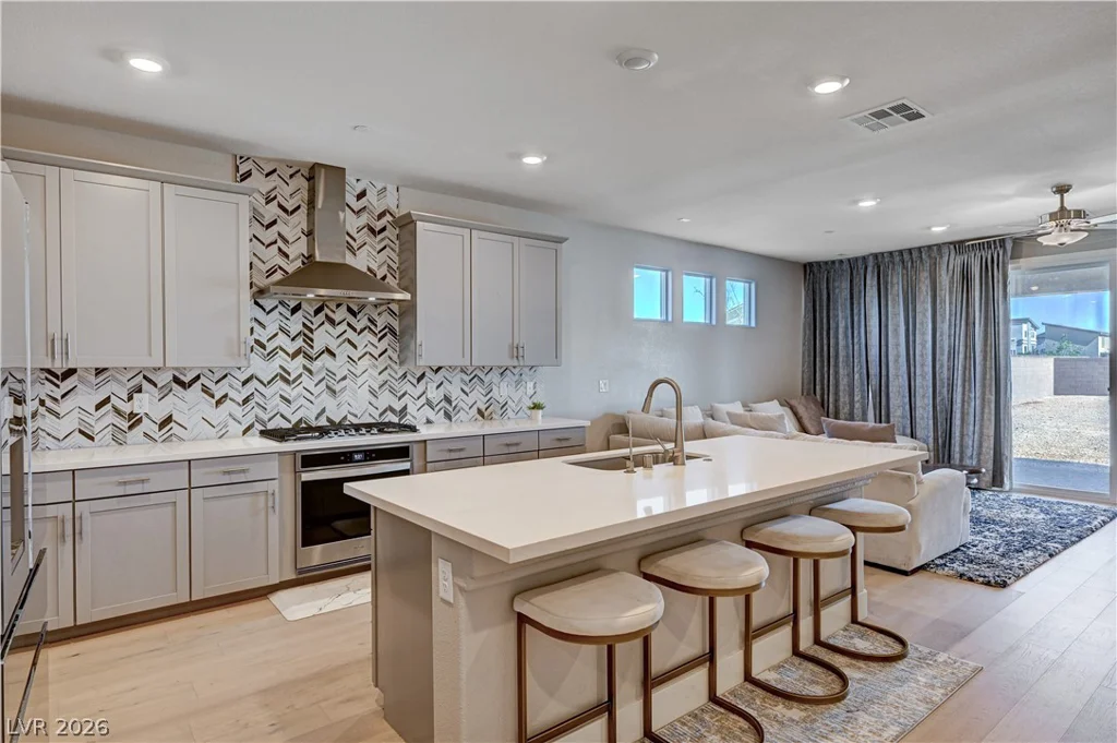 7572 Mount Spokane, Las Vegas, NV 89113