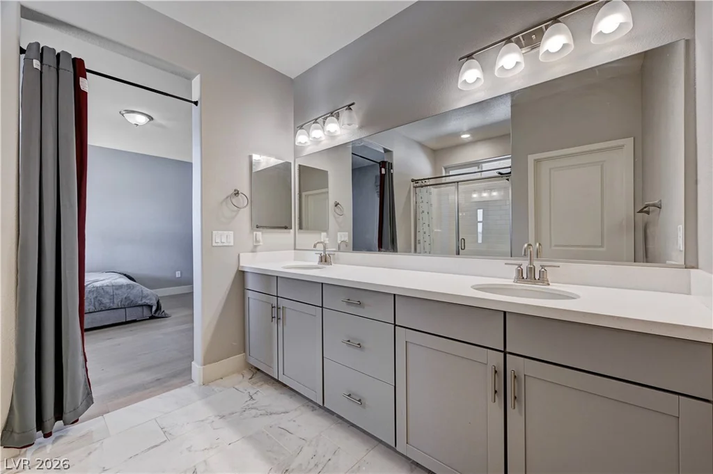 7572 Mount Spokane, Las Vegas, NV 89113