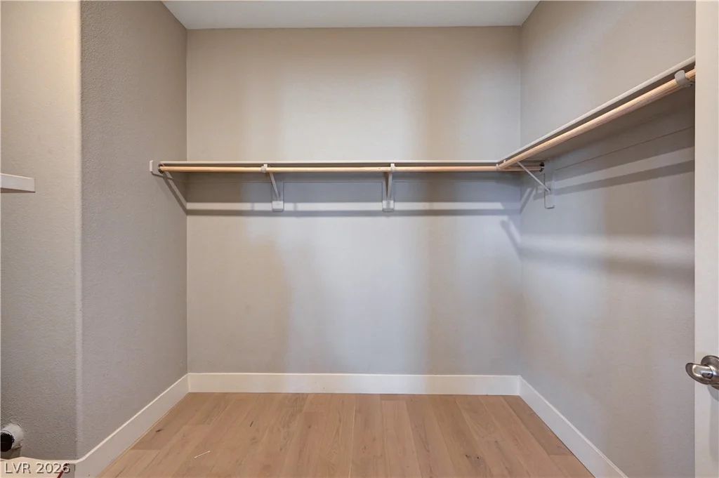 7572 Mount Spokane, Las Vegas, NV 89113