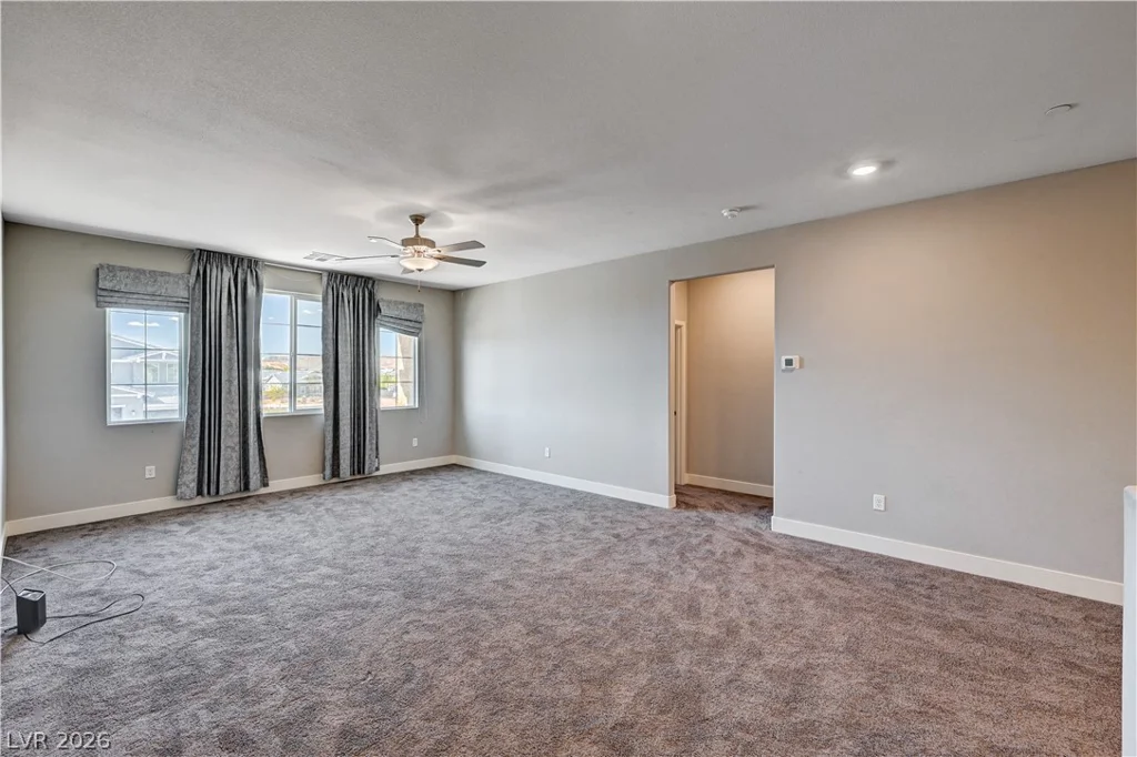 7572 Mount Spokane, Las Vegas, NV 89113