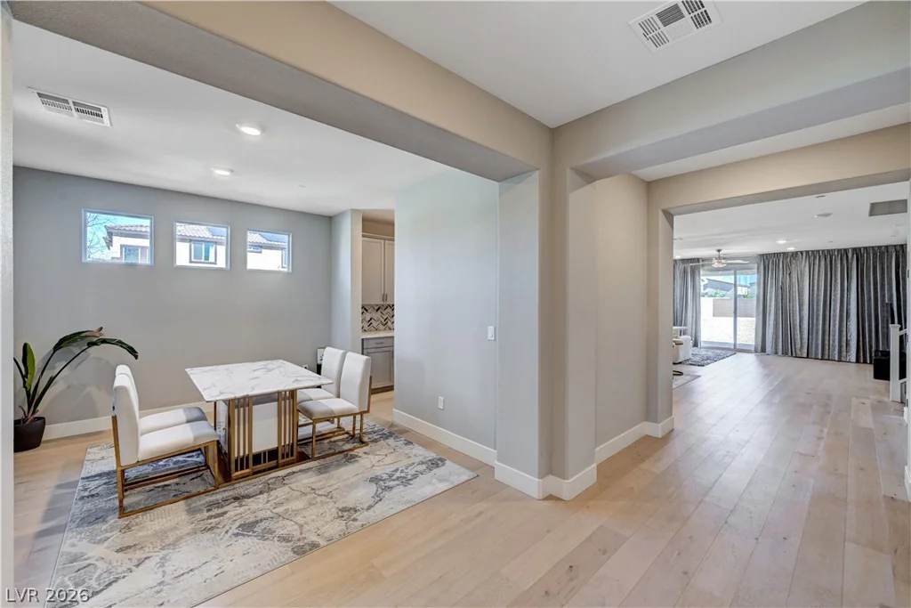 7572 Mount Spokane, Las Vegas, NV 89113