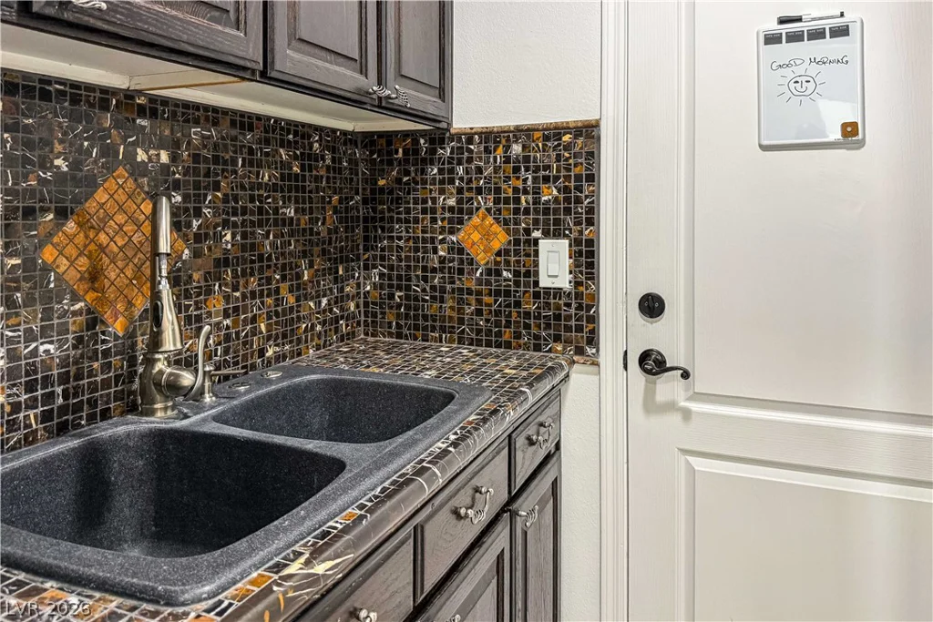 2909 Sterling Cove, Las Vegas, NV 89128