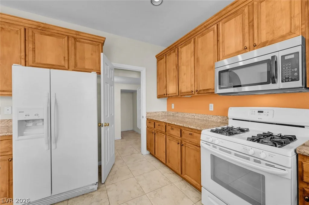 977 SPARKLING LIGHT, Henderson, NV 89052