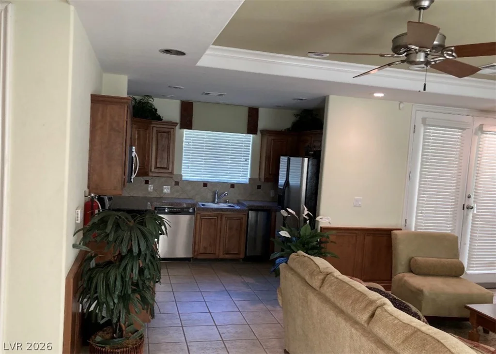 977 SPARKLING LIGHT, Henderson, NV 89052