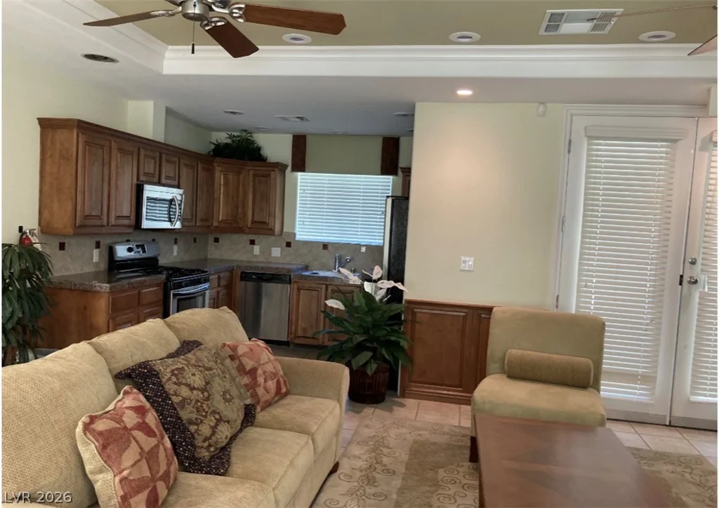 977 SPARKLING LIGHT, Henderson, NV 89052