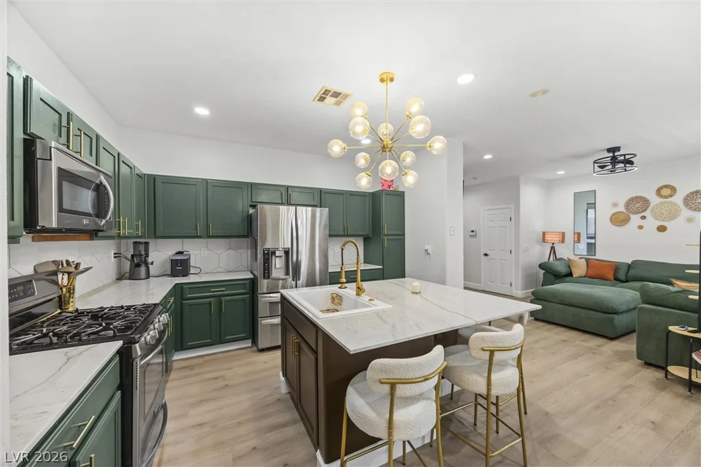 7484 Butterton, Las Vegas, NV 89139