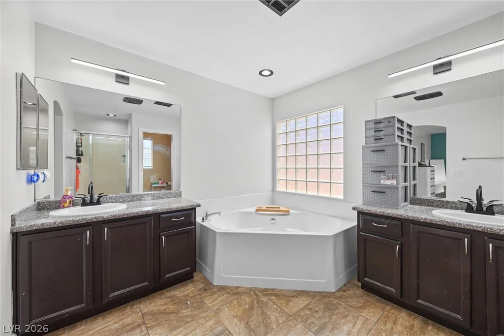 7484 Butterton, Las Vegas, NV 89139
