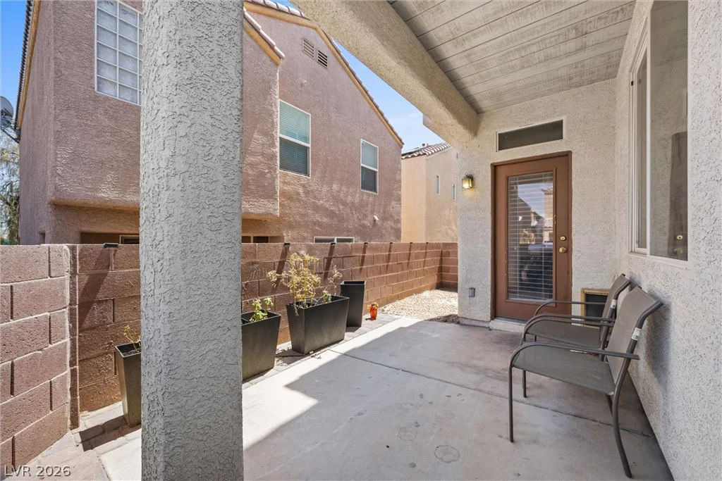 7484 Butterton, Las Vegas, NV 89139