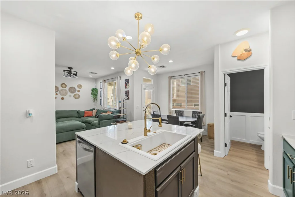 7484 Butterton, Las Vegas, NV 89139