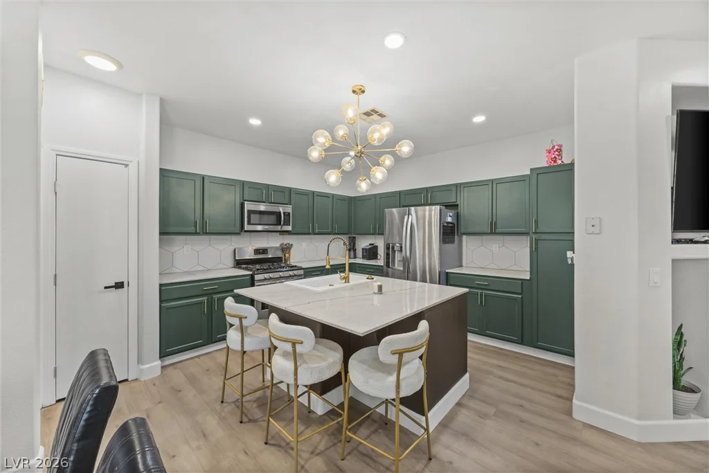 7484 Butterton, Las Vegas, NV 89139