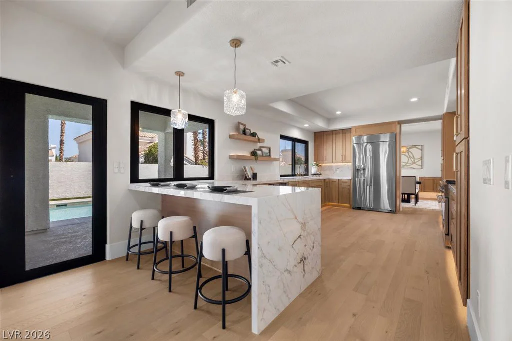 8024 Shorecrest, Las Vegas, NV 89128
