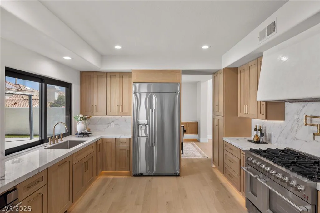 8024 Shorecrest, Las Vegas, NV 89128