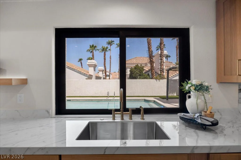 8024 Shorecrest, Las Vegas, NV 89128
