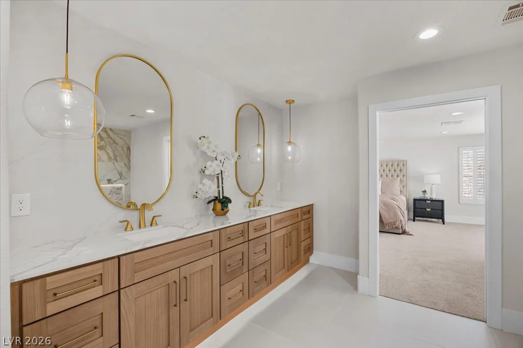 8024 Shorecrest, Las Vegas, NV 89128