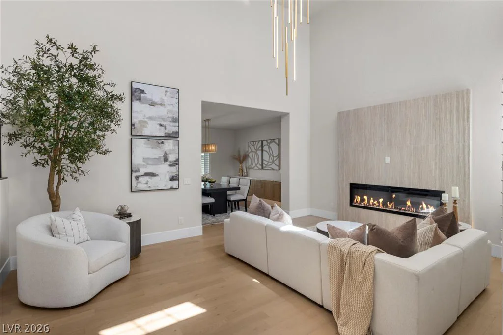 8024 Shorecrest, Las Vegas, NV 89128