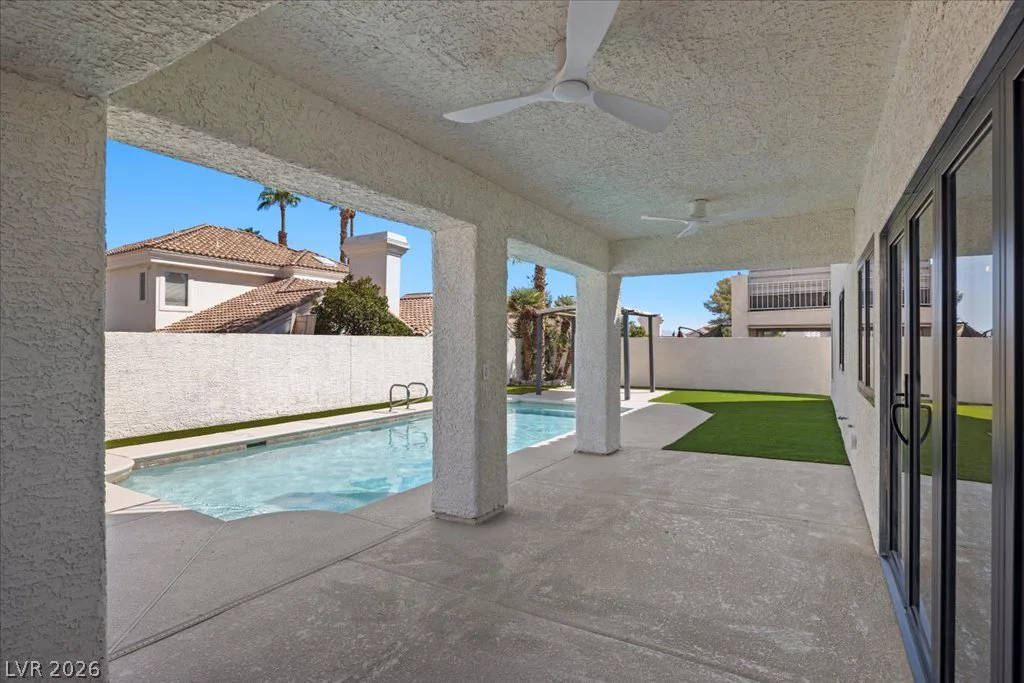 8024 Shorecrest, Las Vegas, NV 89128