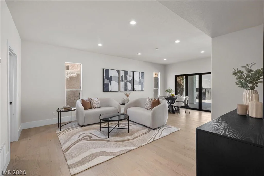 8024 Shorecrest, Las Vegas, NV 89128