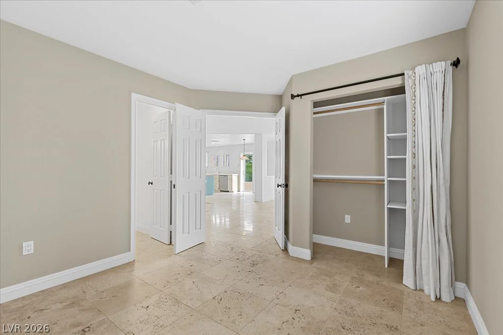 2000 Silverton, Henderson, NV 89074