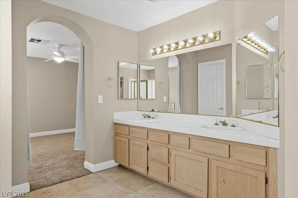 2000 Silverton, Henderson, NV 89074