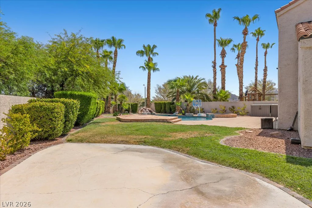 2000 Silverton, Henderson, NV 89074
