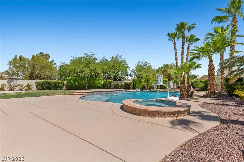 2000 Silverton, Henderson, NV 89074