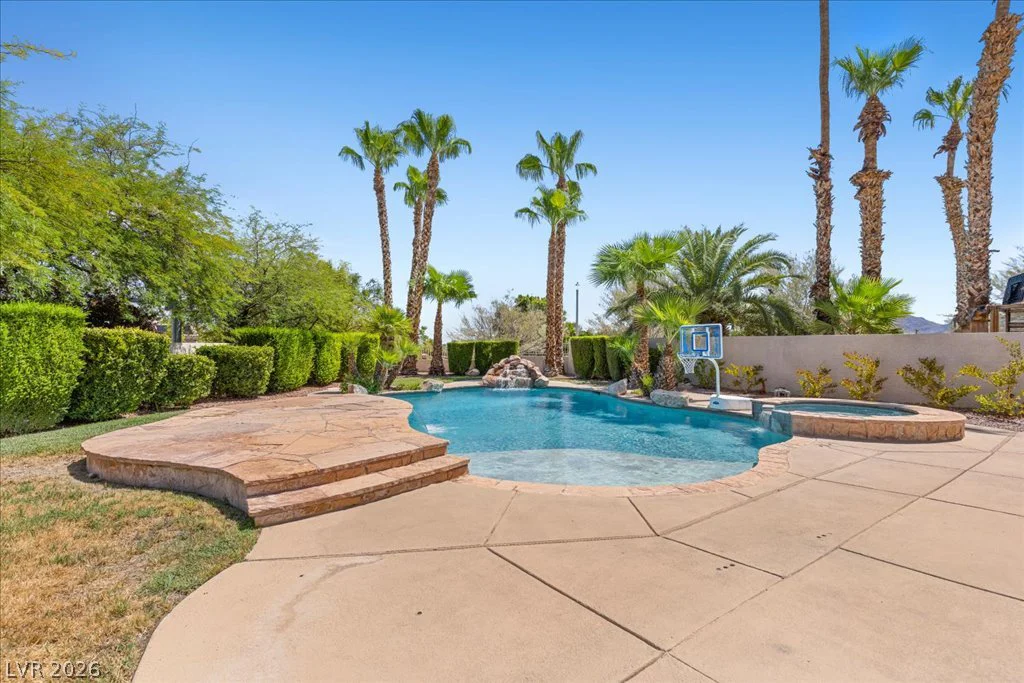 2000 Silverton, Henderson, NV 89074