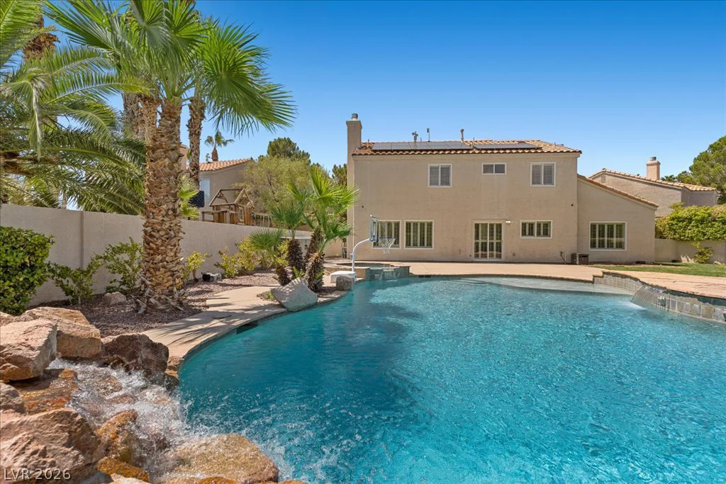 2000 Silverton, Henderson, NV 89074