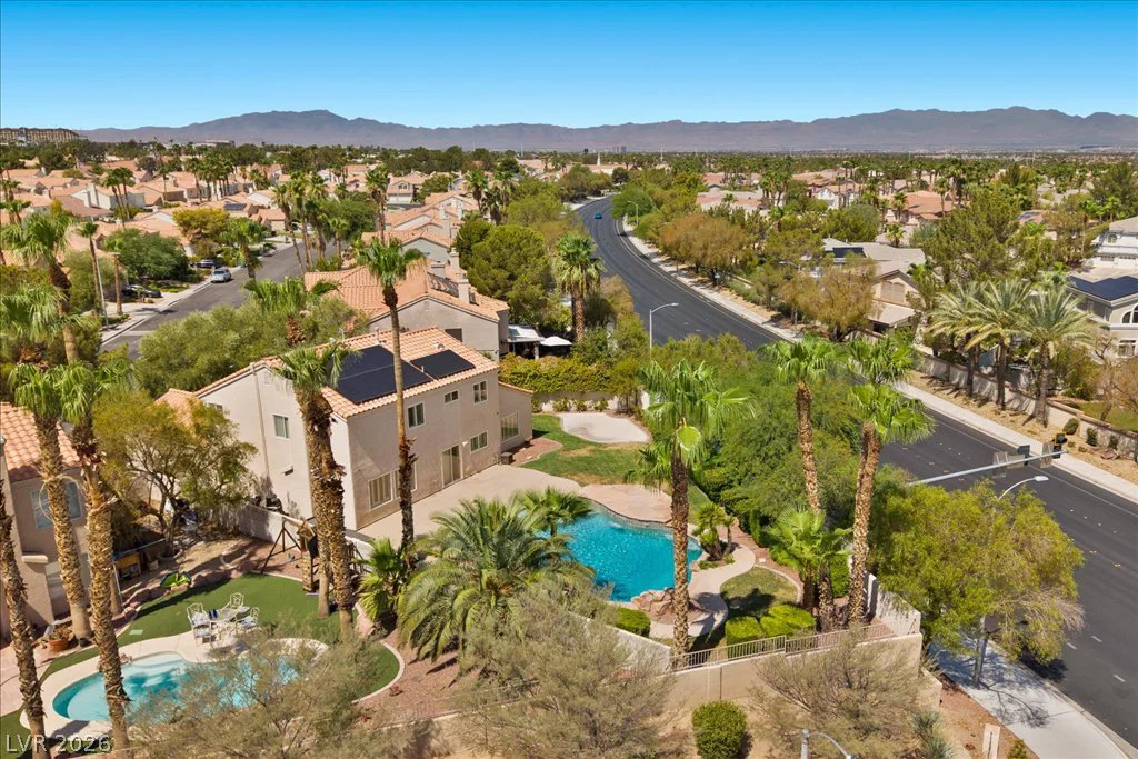 2000 Silverton, Henderson, NV 89074