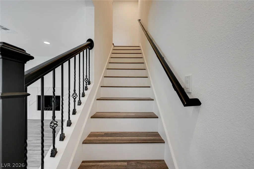 571 Greenbriar Townhouse, Las Vegas, NV 89121