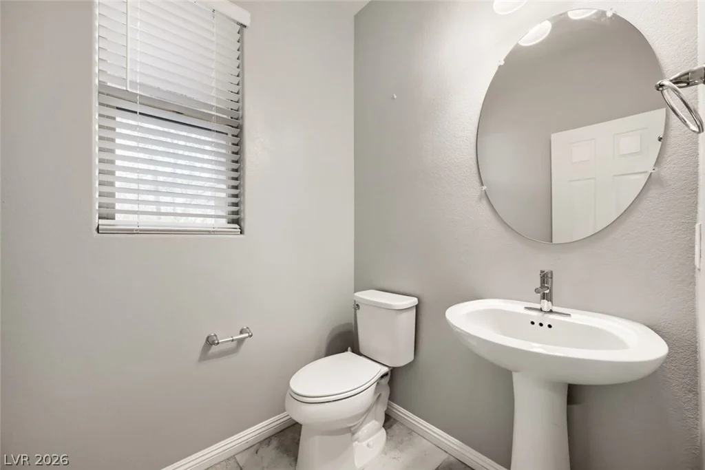 845 Riverlawn, Las Vegas, NV 89138