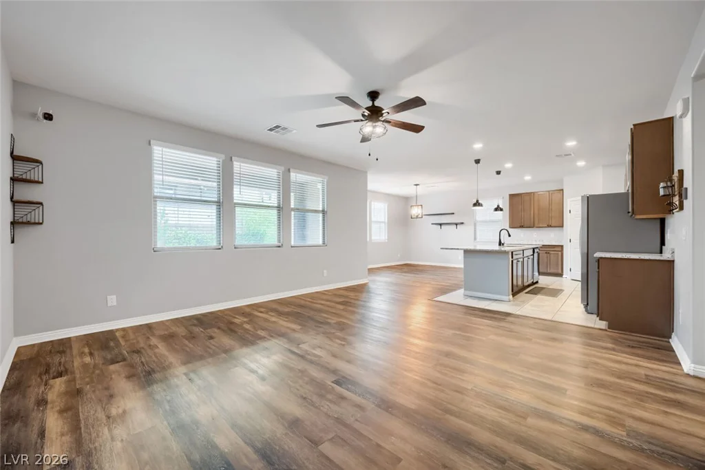 845 Riverlawn, Las Vegas, NV 89138