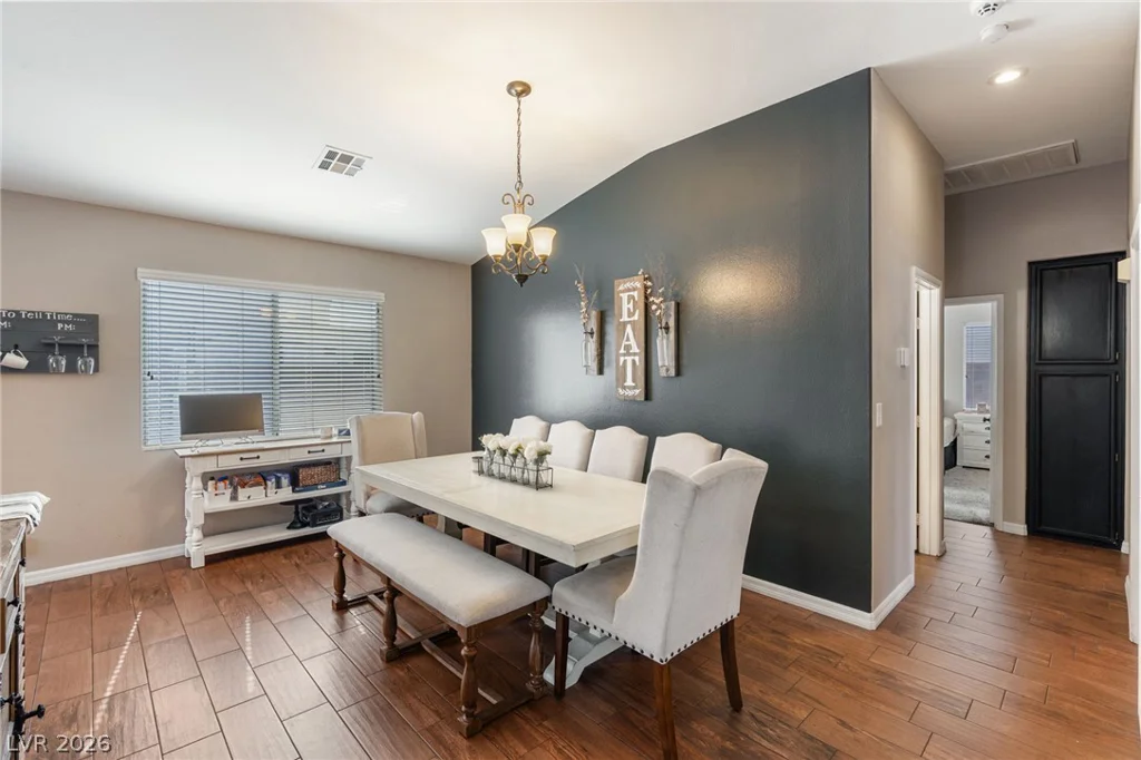 330 Desert Knolls, Henderson, NV 89014