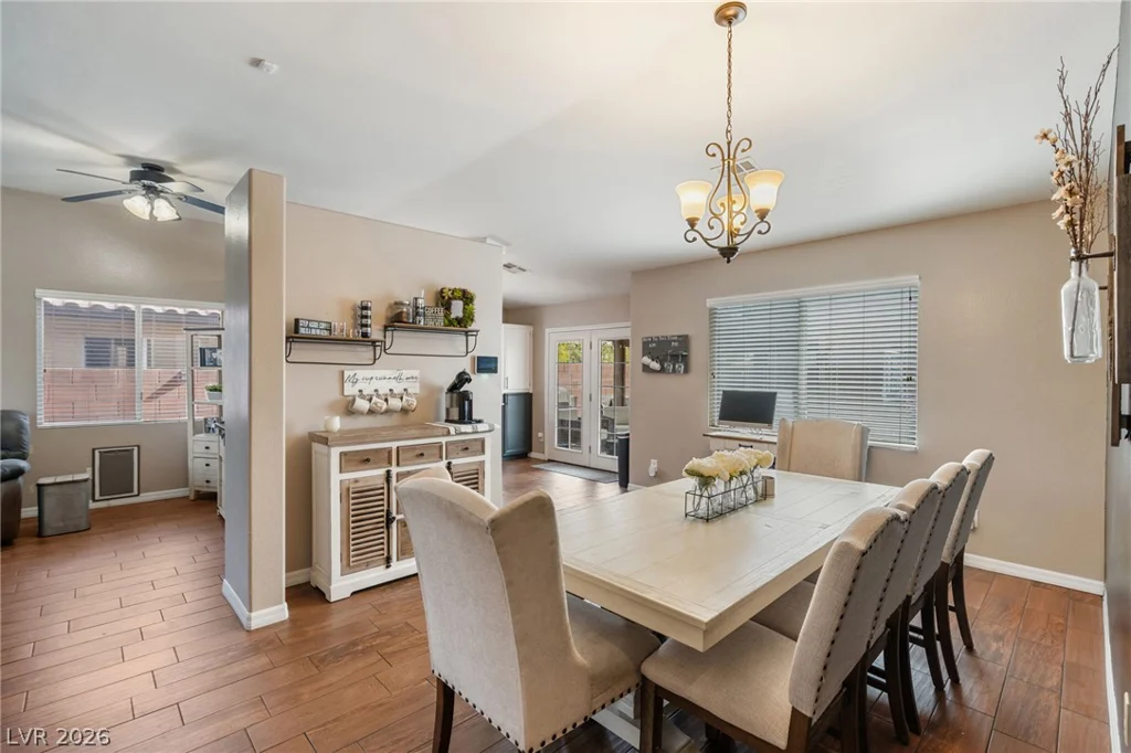 330 Desert Knolls, Henderson, NV 89014