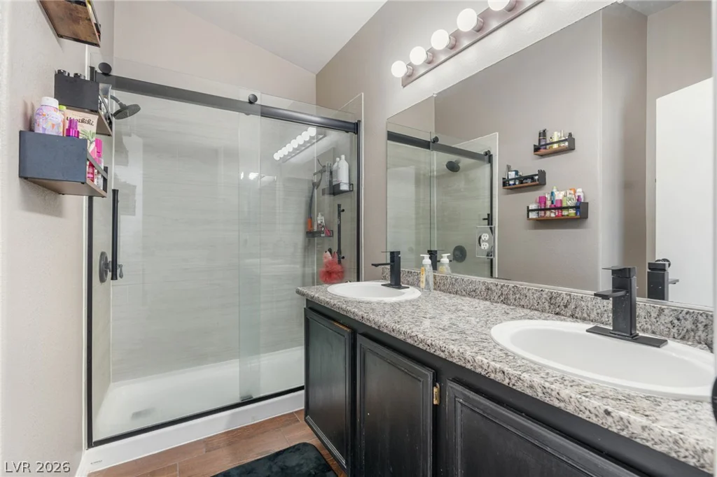 330 Desert Knolls, Henderson, NV 89014