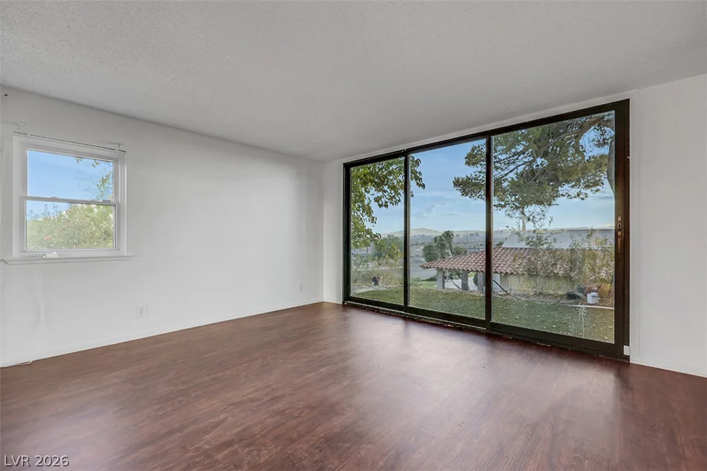 6744 Mountridge, Las Vegas, NV 89110