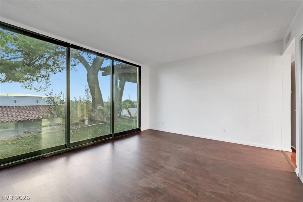 6744 Mountridge, Las Vegas, NV 89110