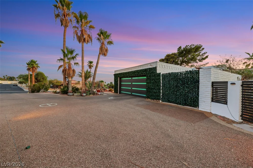 6744 Mountridge, Las Vegas, NV 89110