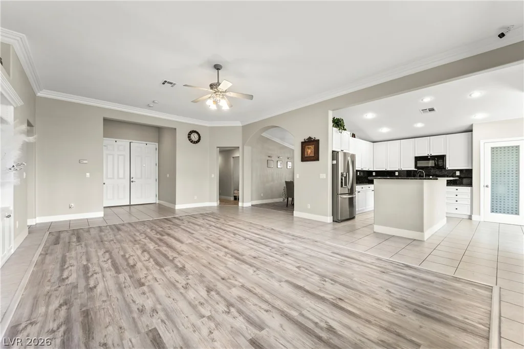 7364 Brushwood Peak, Las Vegas, NV 89113