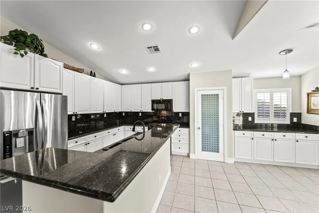 7364 Brushwood Peak, Las Vegas, NV 89113