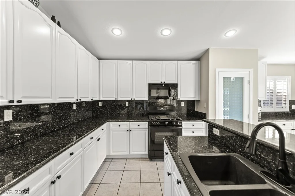 7364 Brushwood Peak, Las Vegas, NV 89113